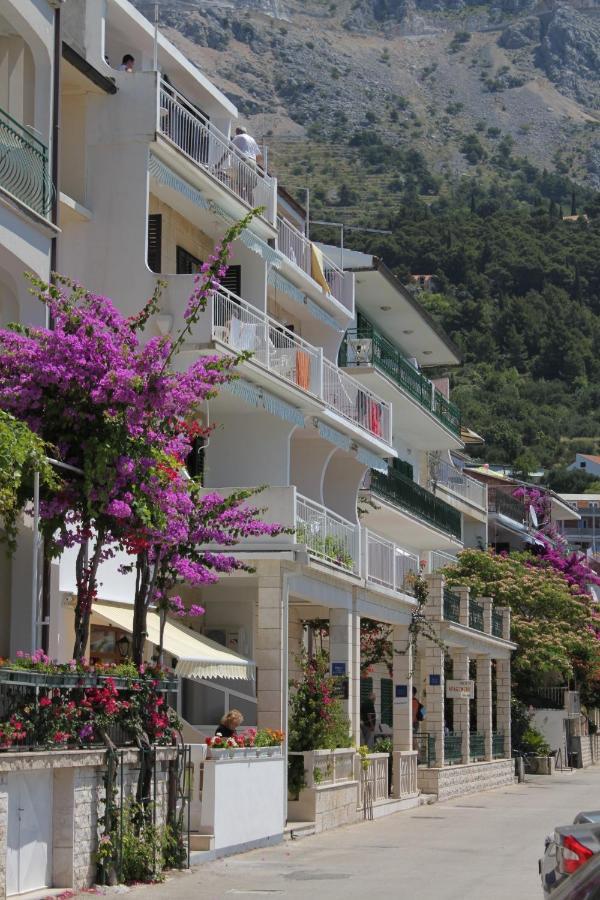 Apartments By The Sea Podgora, Makarska - 6713 エクステリア 写真