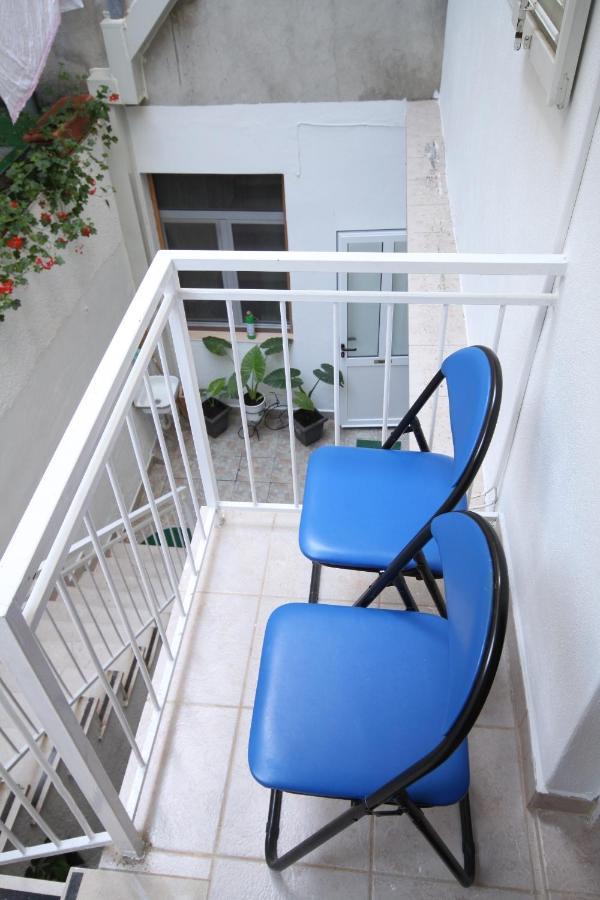 Apartments By The Sea Podgora, Makarska - 6713 エクステリア 写真